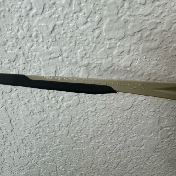 Sold! - Picture 4 of 7